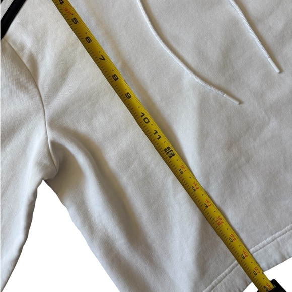 Adidas Women’s Black and White Essentials 3 Stripe Cropped Pullover Hoodie. - Picture 10 of 10